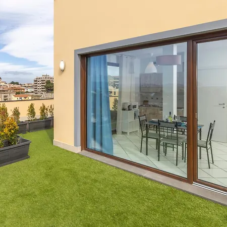 Attico Vista Mare - Free Wifi